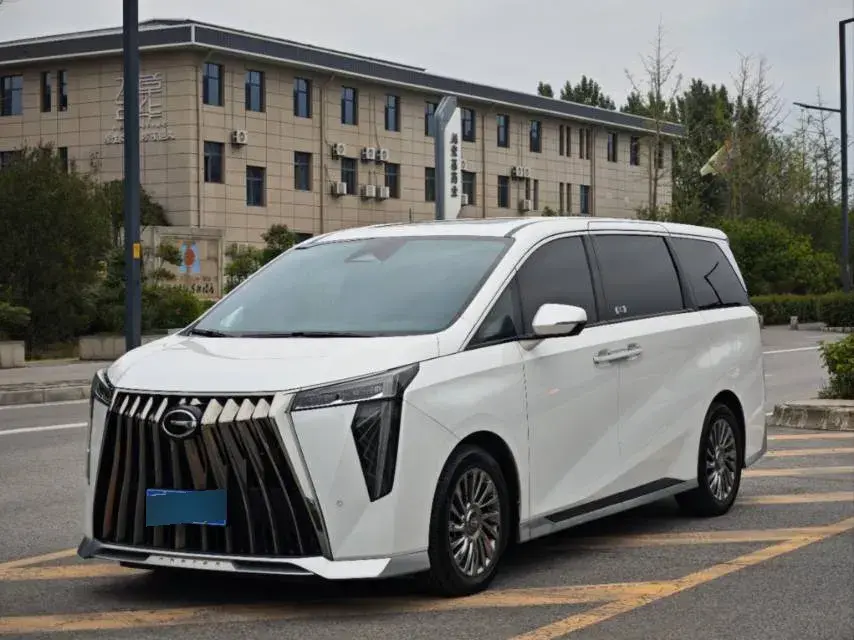 2023 GAC Trumpchi M8 2.0T 252HP L4 8AT