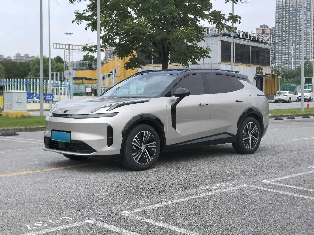 2023 LYNK&CO 08 EM-P 1.5T 163HP L4 3DHT PHEV 21.2KWH