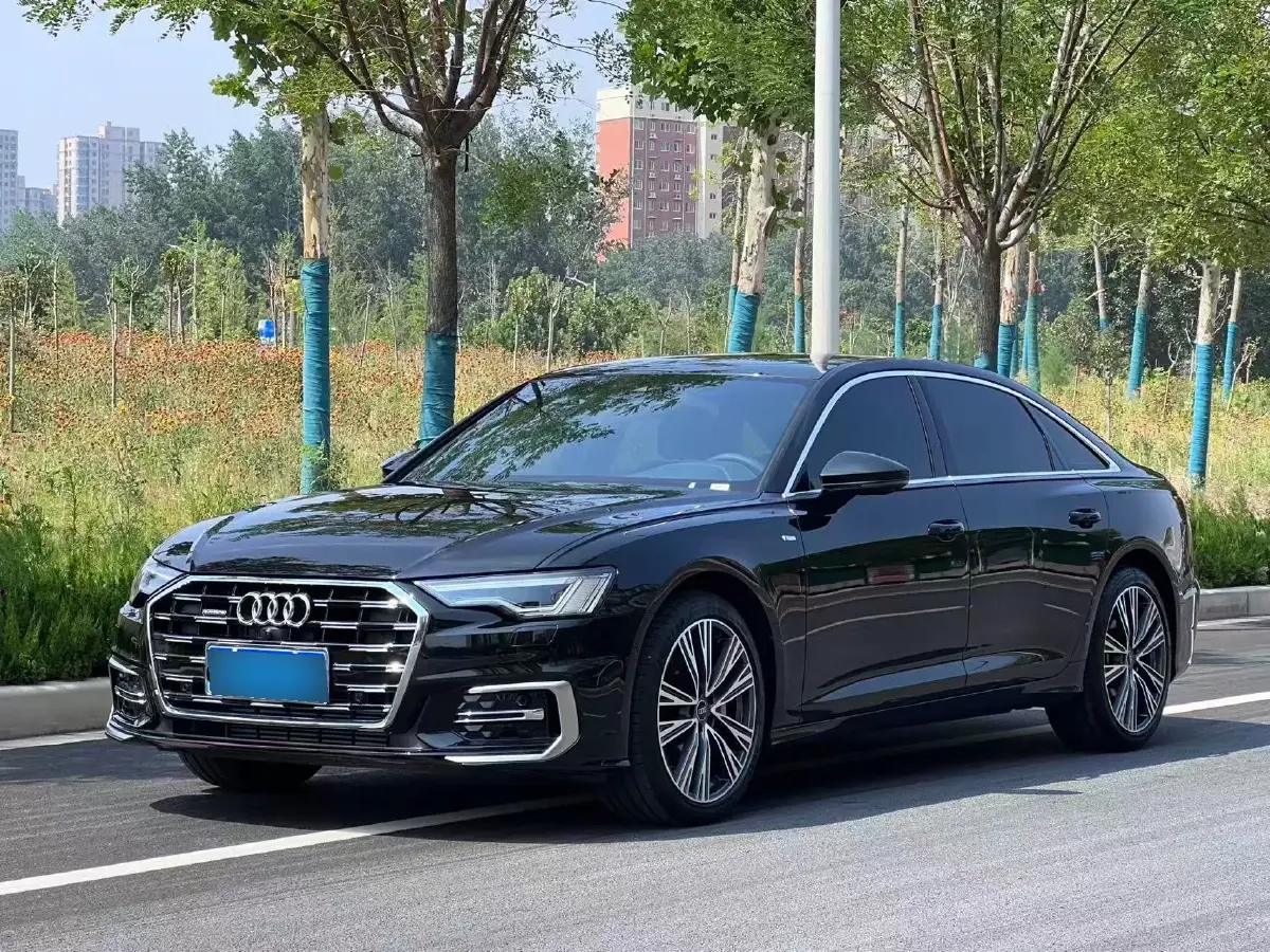 2024 Audi A6L 2.0T 245HP L4 7DCT