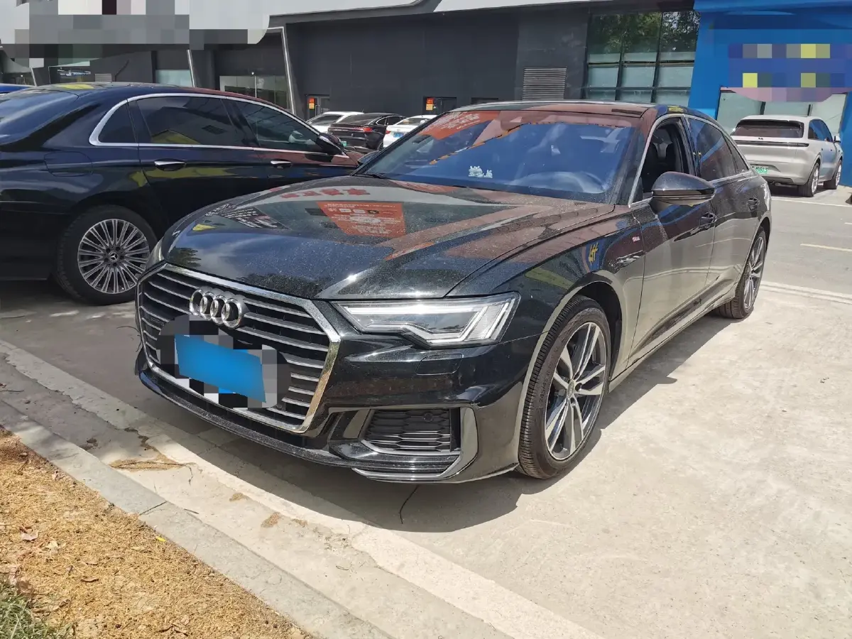 2022 Audi A6L 2.0T 190HP L4 7DCT