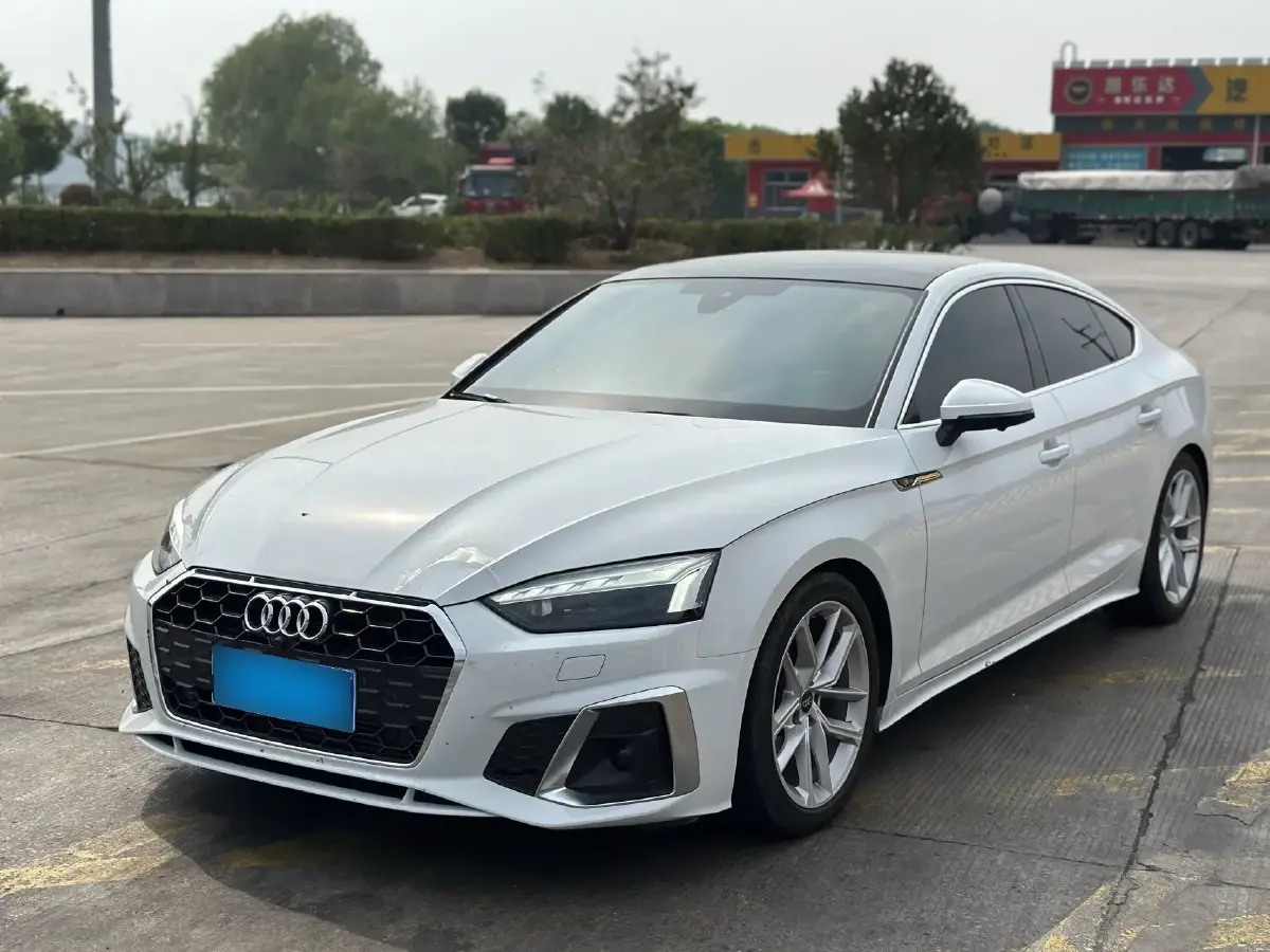 2022 Audi A5 2.0T 204HP L4 7DCT