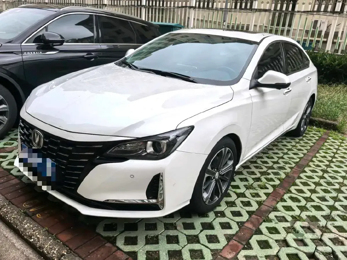 2022 ChangAn Raeton CC 1.5T 188HP L4 7DCT
