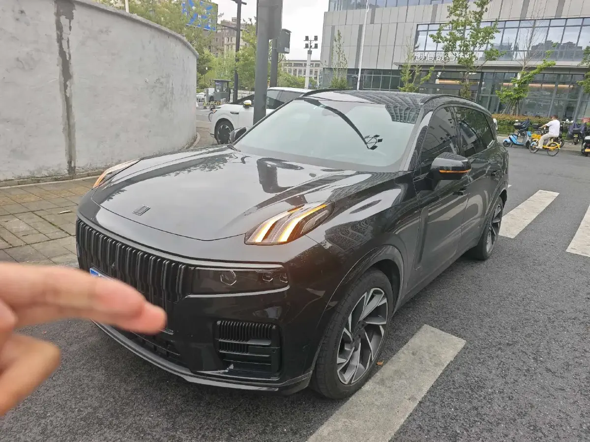 2021 LYNK&CO 09 2.0T 254HP L4 8AT