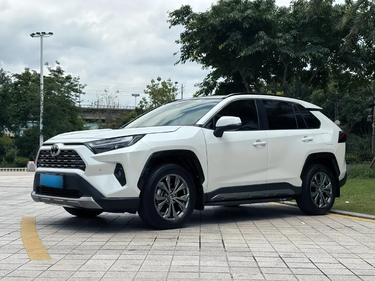 2023 Toyota RAV4 2.0L 171HP L4 CVT