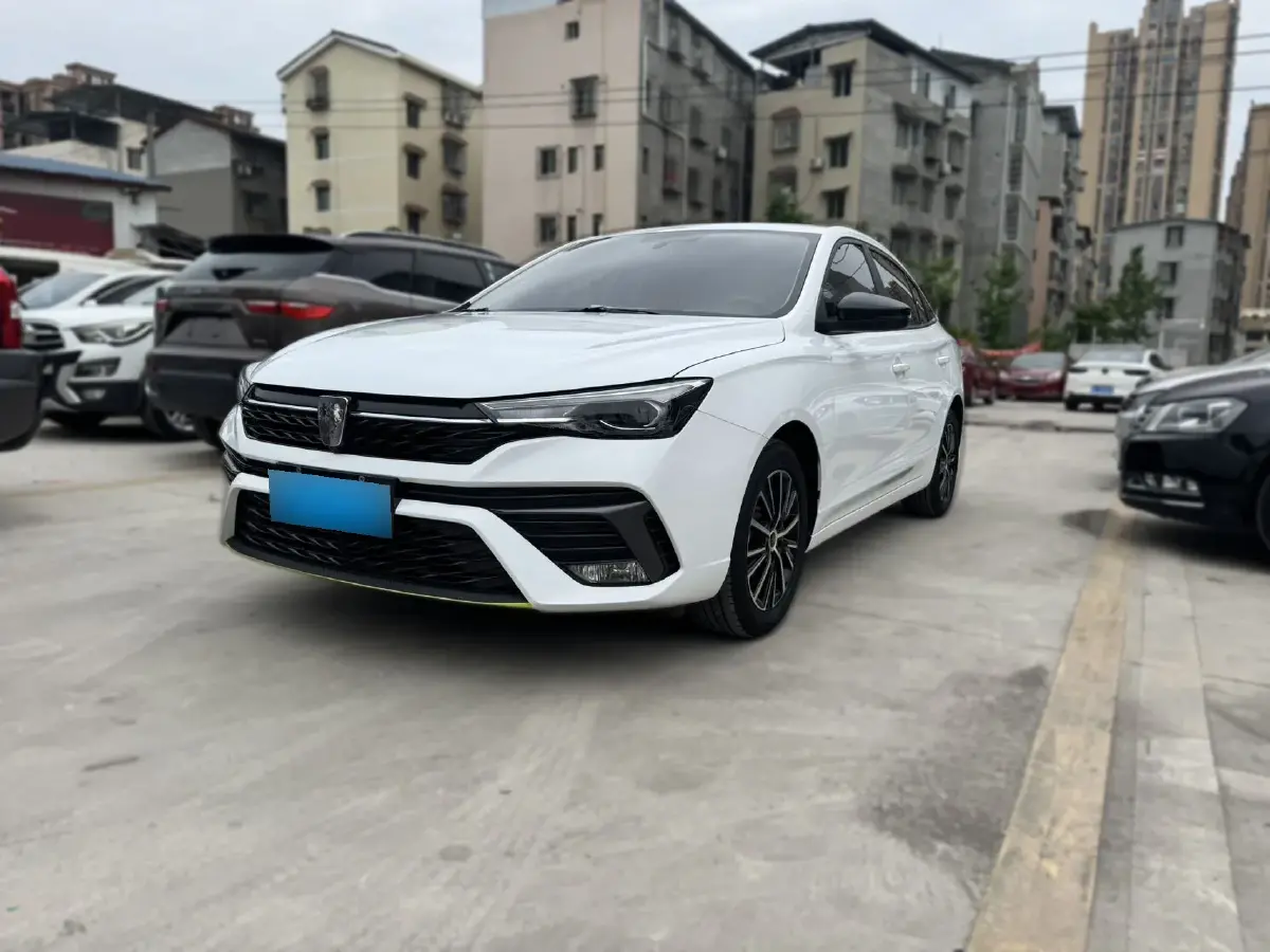2021 Roewe i5 1.5L 120HP L4 CVT