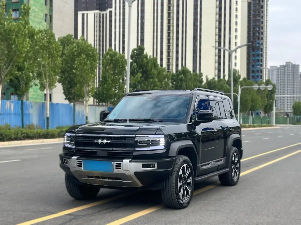 2023 FangChengBao Bao 5 1.5T 194HP L4 E-CVT PHEV 31.8KWH