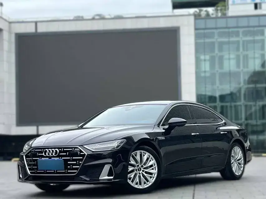 2024 Audi A7L 2.0T 245HP L4 7DCT