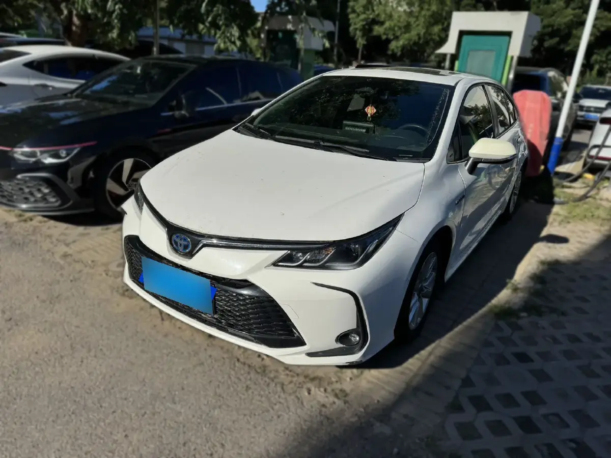 2023 Toyota Corolla 1.8L 98HP L4 E-CVT Hybrid