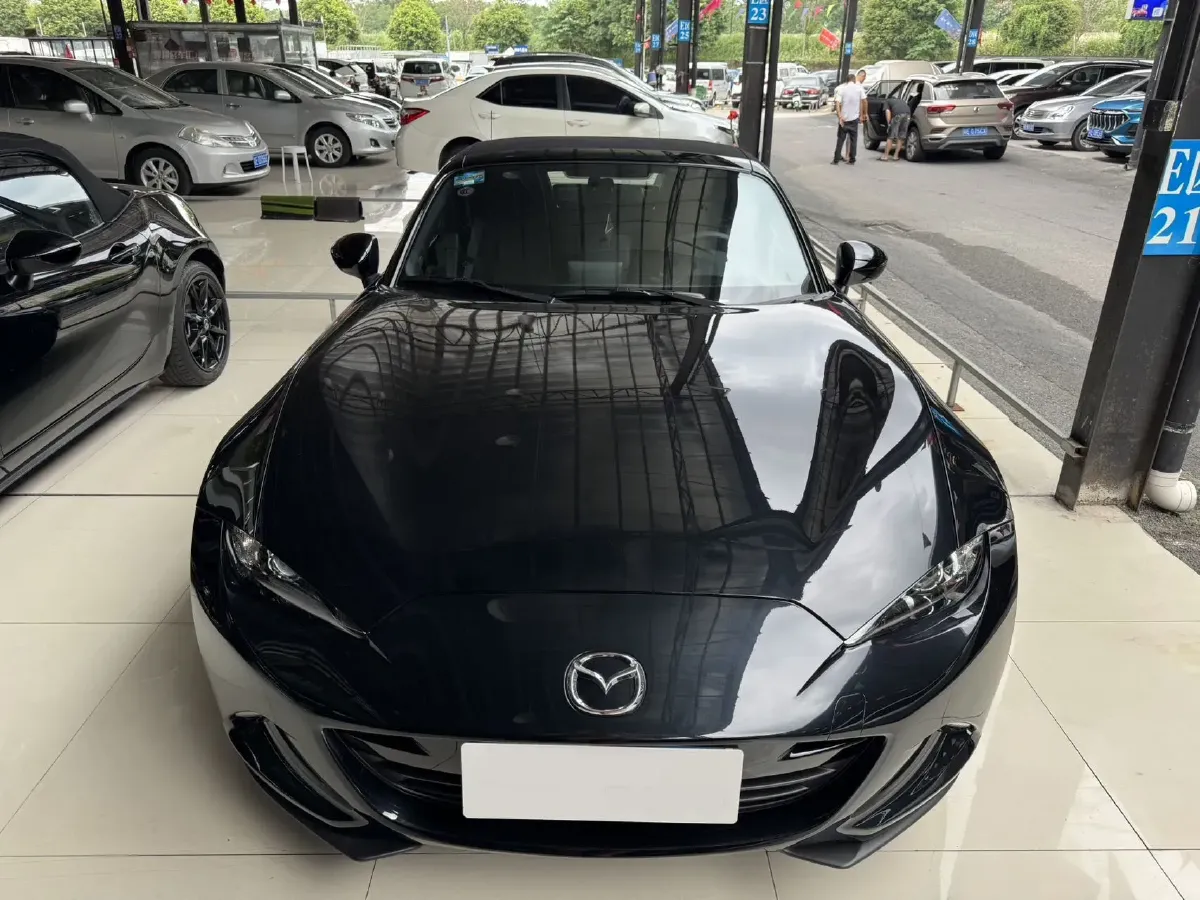 2023 BMW 3.0T 333HP L6 8AT,autocango,china used car exporter,china ev exporter,chinese used car exporter,chinese used ev exporter