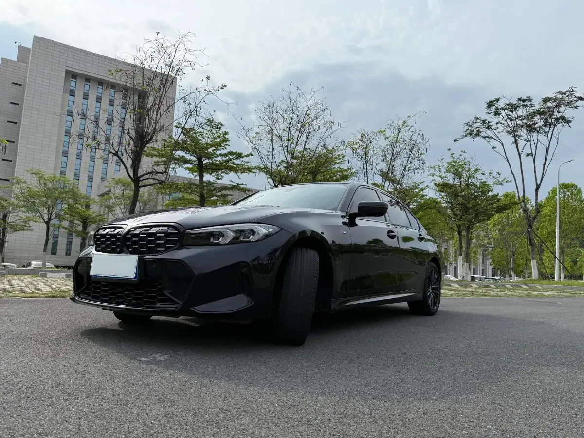 2023 BMW 3 Series 2.0T 184HP L4 8AT