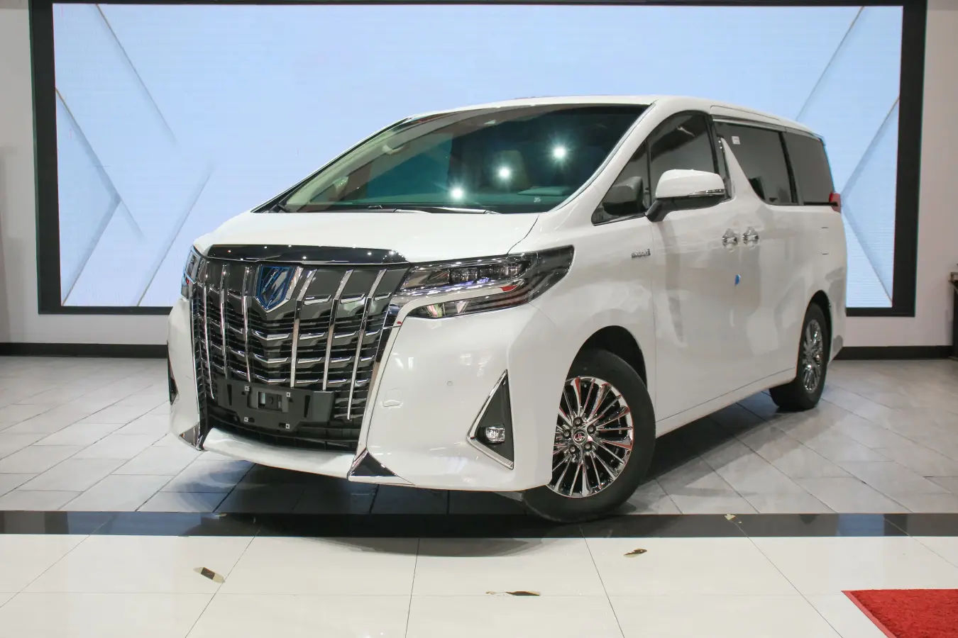 2021 Toyota Alphard 2.5L 117HP L4 E-CVT Hybrid