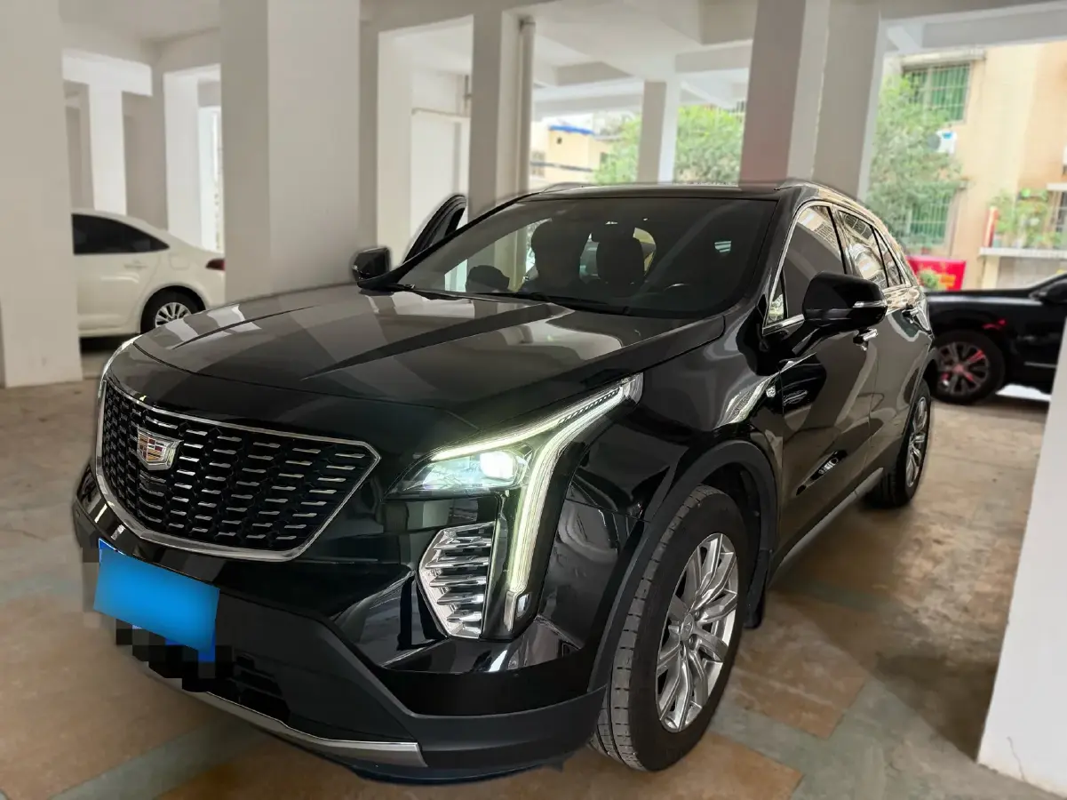 2022 Cadillac XT4 2.0T 237HP L4 9AT