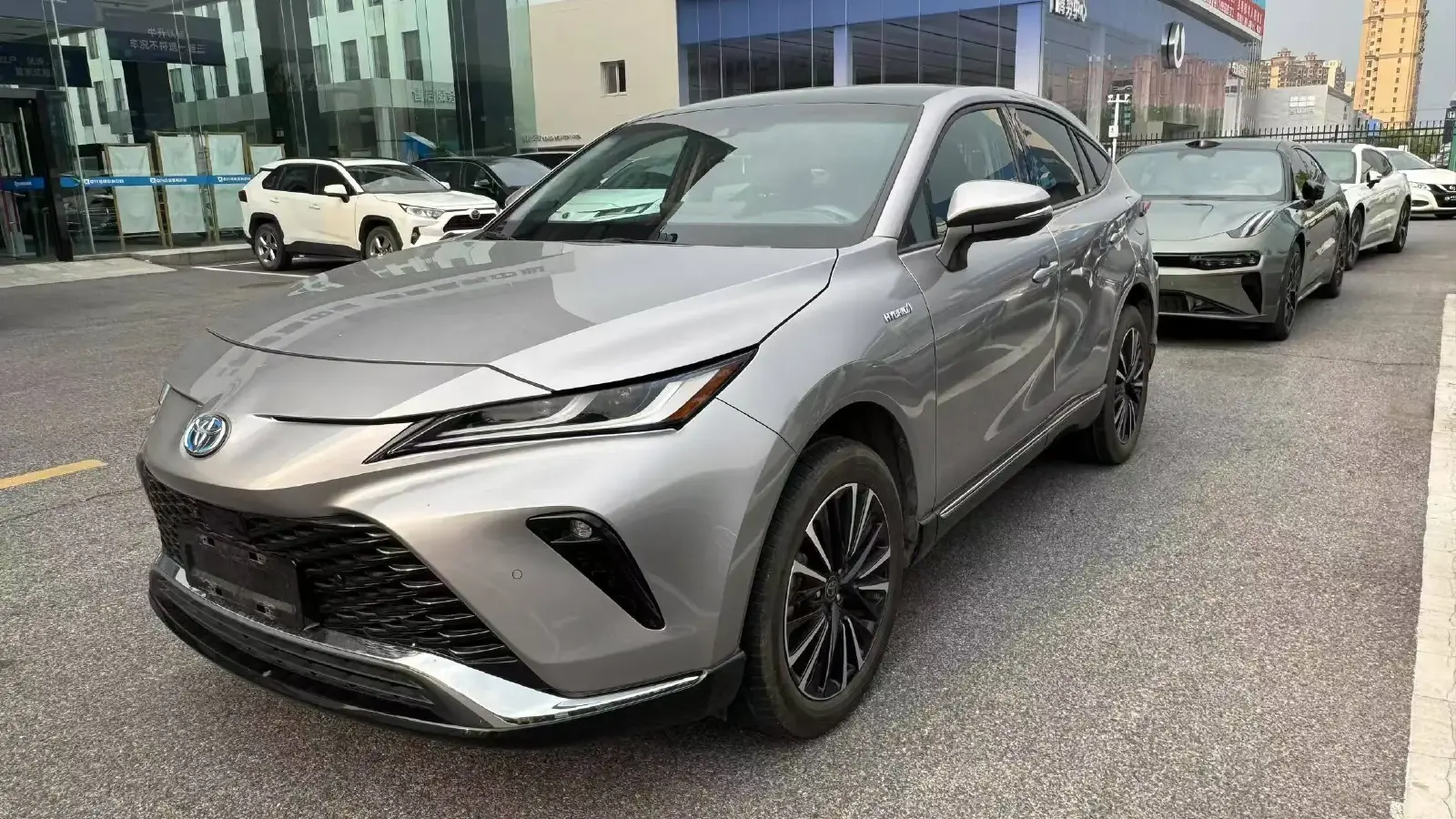 2022 Toyota Venza 2.5L 178HP L4 E-CVT Hybrid