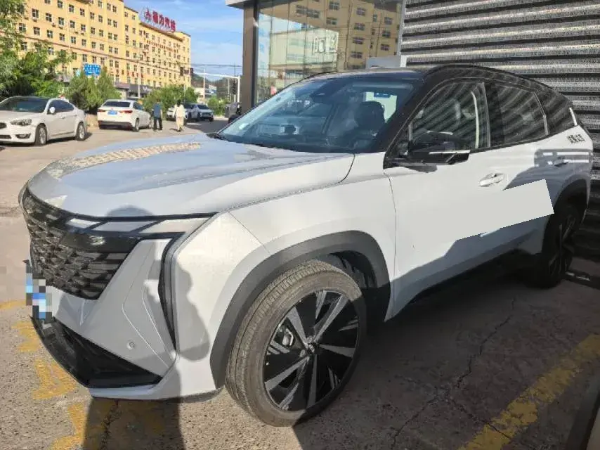 2024 Geely StarRay 1.5T 181HP L4 7DCT