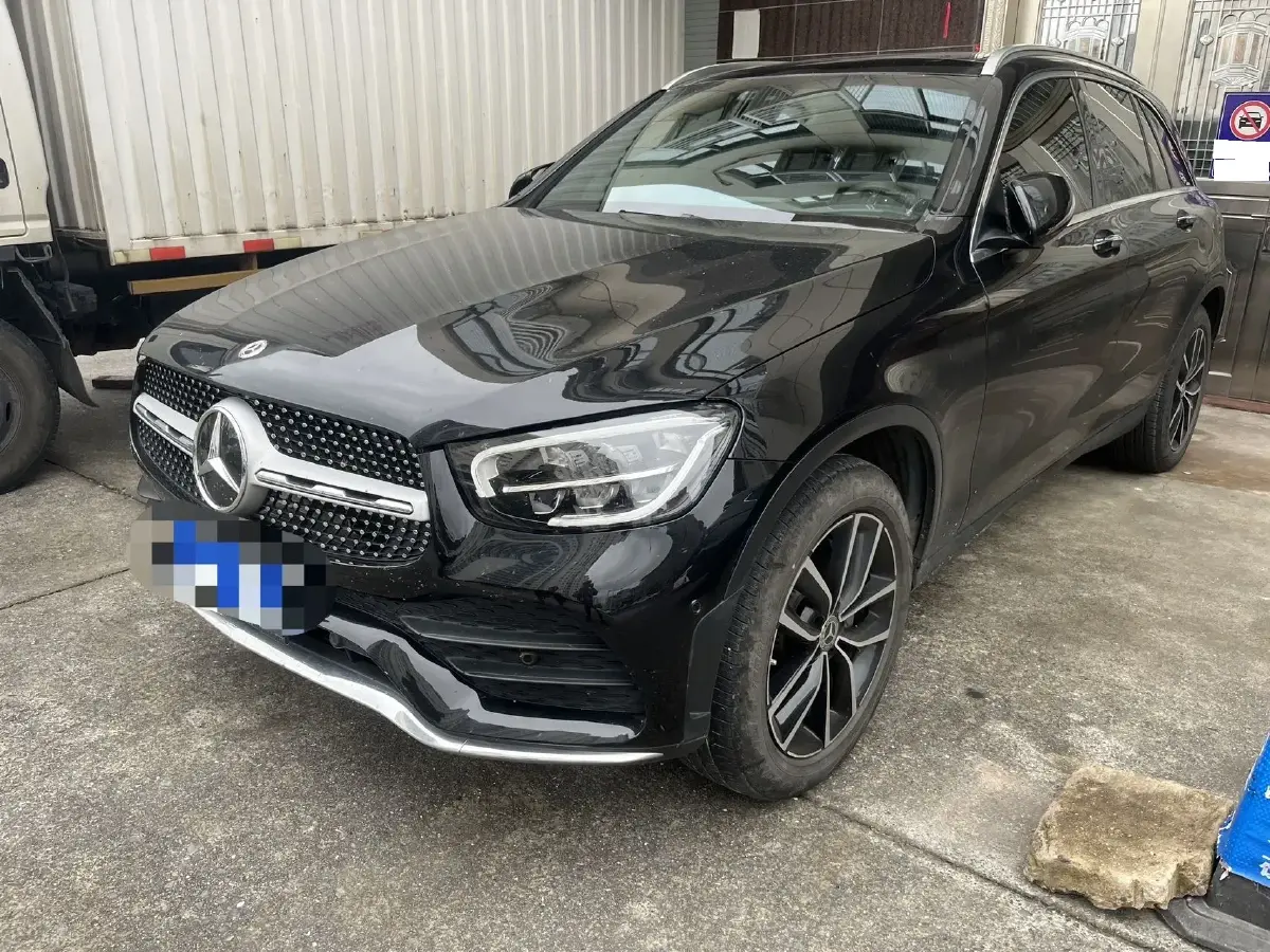 2022 Mercedes-Benz GLC Class 2.0T 197HP L4 9AT 2022 Mercedes-Benz GLC Class 2.0T 197HP L4 9AT