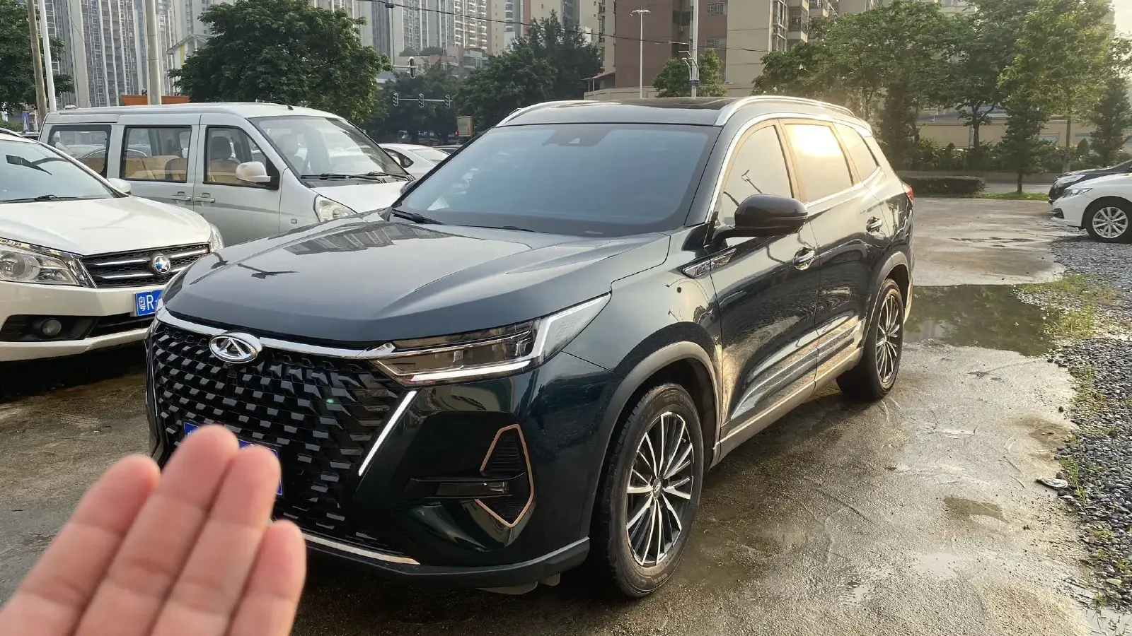 2022 Chery Tiggo 8 PRO 1.6T 197HP L4 7DCT