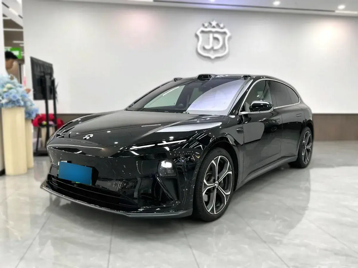 2024 NIO ET5T BEV 75KWH