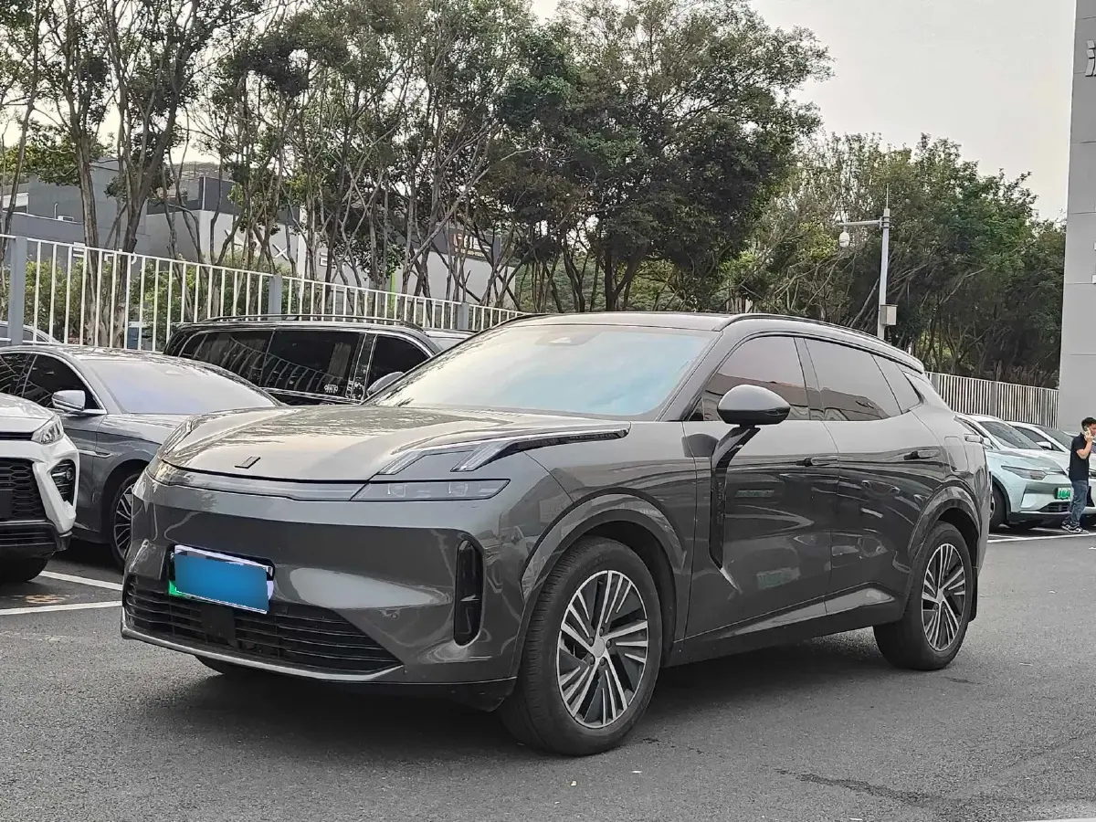 2023 LYNK&CO 08 EM-P 1.5T 163HP L4 3DHT PHEV 21.2KWH