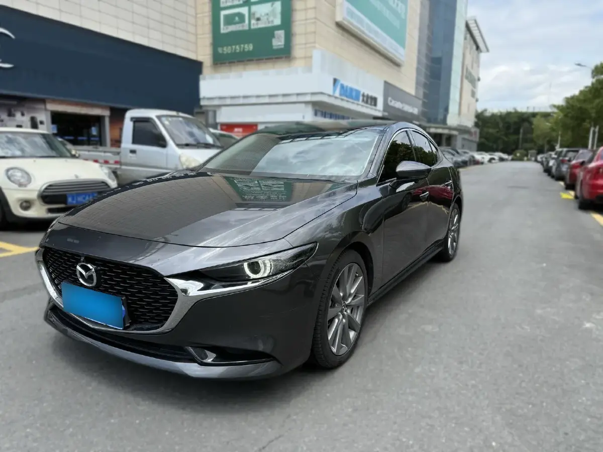 2021 Mazda 3 Axela 2.0L 158HP L4 6AT