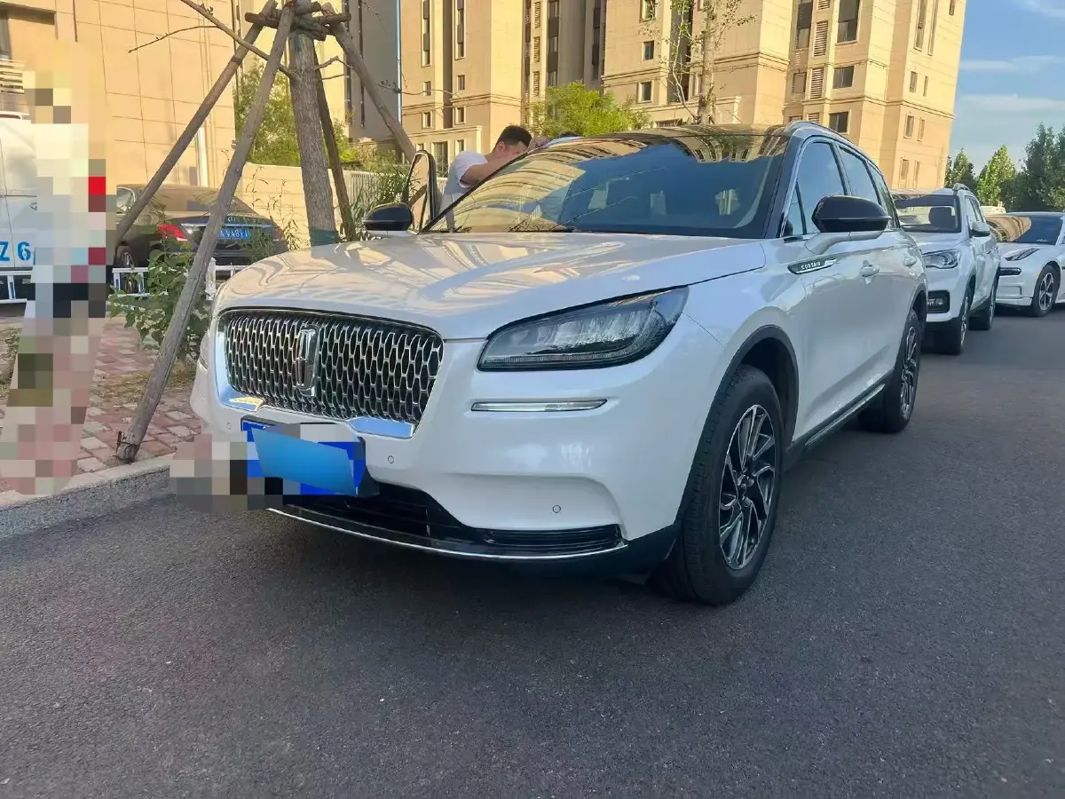 2022 Lincoln Corsair 2.0T 245HP L4 8AT