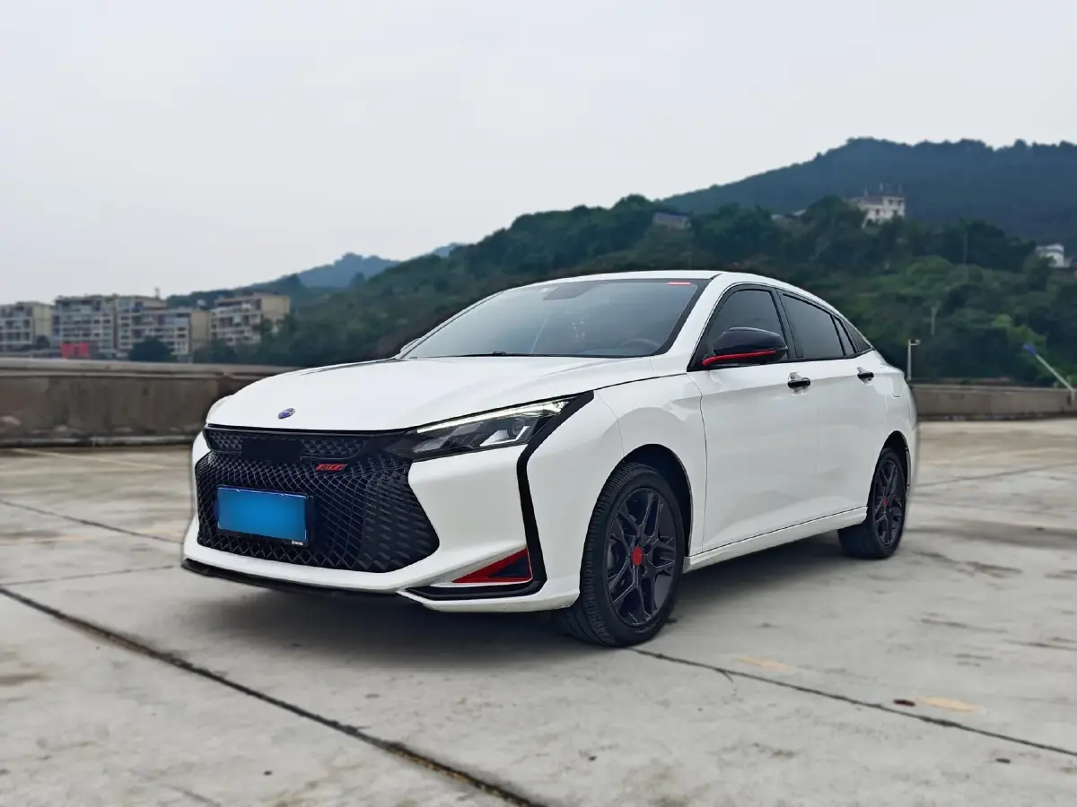 2021 DongFeng Aeolus YiXuan 1.5T 150HP L4 6DCT