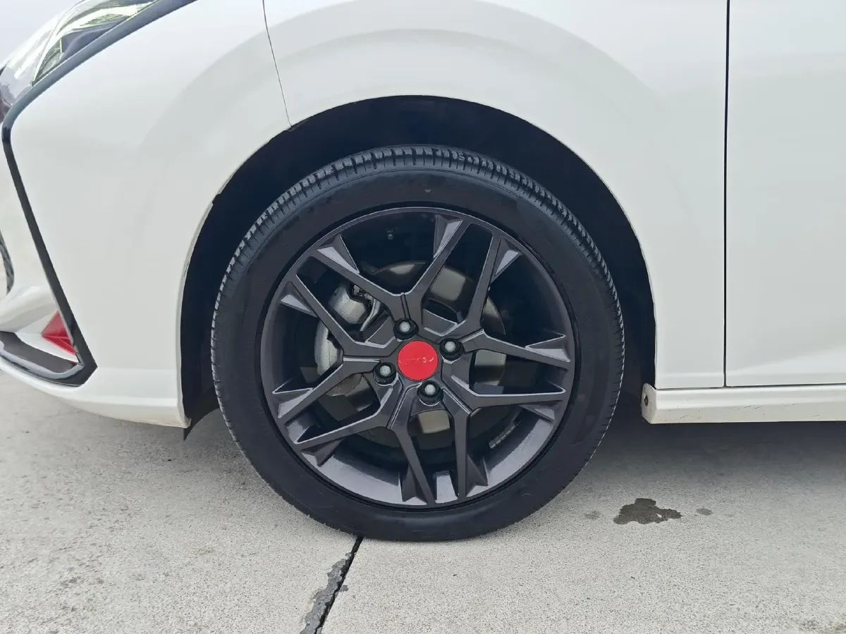 2021 DongFeng Aeolus YiXuan 1.5T 150HP L4 6DCT,autocango,china used car exporter,china ev exporter,chinese used car exporter,chinese used ev exporter