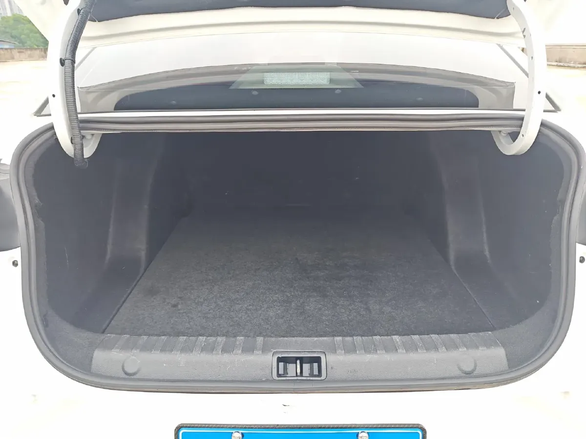 2021 DongFeng Aeolus YiXuan 1.5T 150HP L4 6DCT,autocango,china used car exporter,china ev exporter,chinese used car exporter,chinese used ev exporter