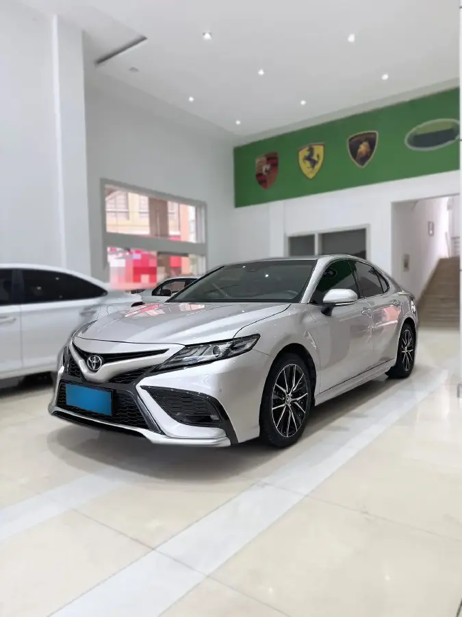 2021 Toyota Camry 2.0L 178HP L4 CVT