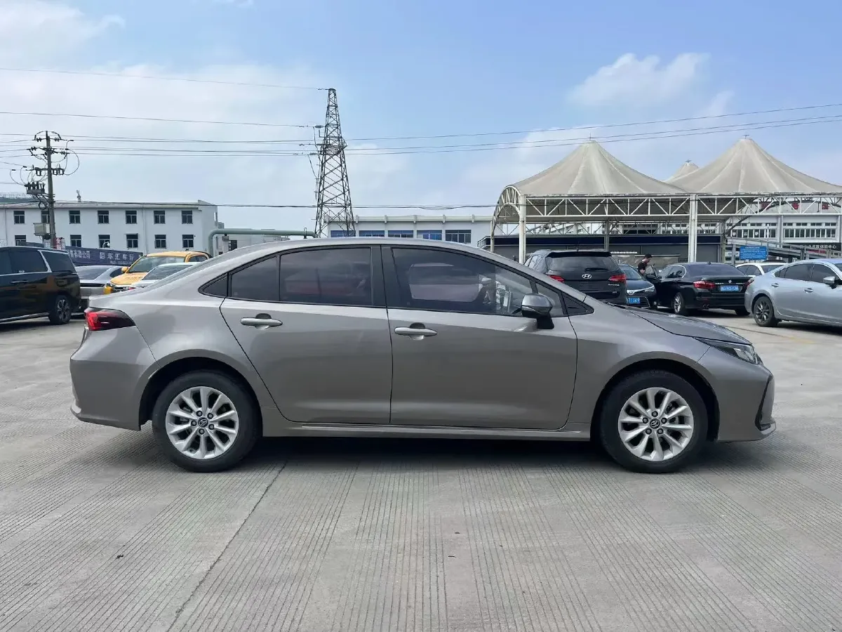 2021 Toyota Corolla 1.2T 116HP L4 CVT,autocango,china used car exporter,china ev exporter,chinese used car exporter,chinese used ev exporter