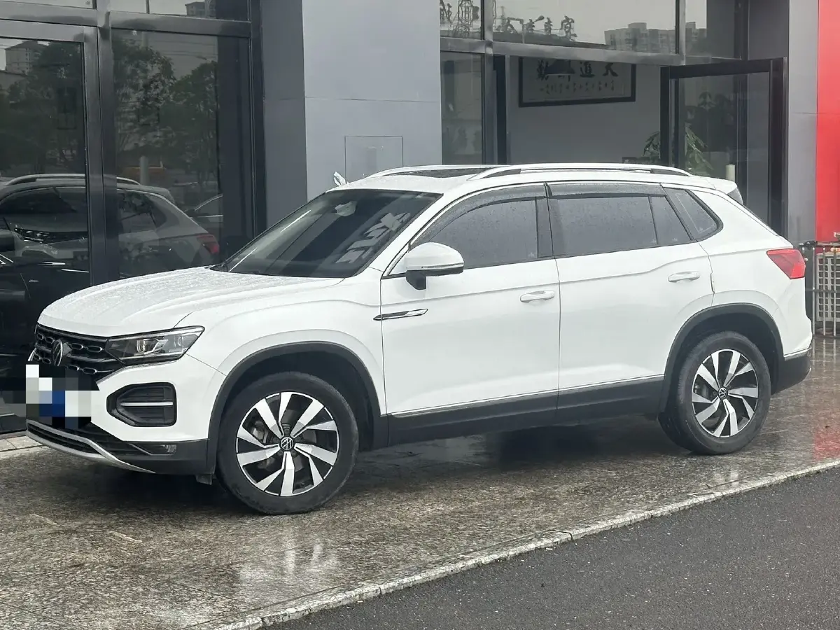 2022 Volkswagen Tayron 2.0T 186HP L4 7DCT