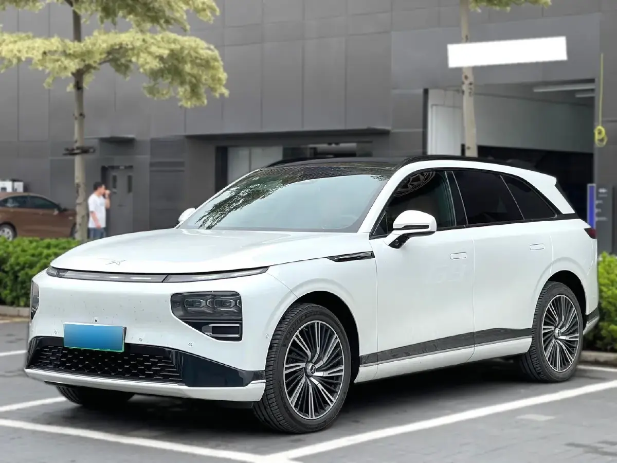 2024 Xpeng G9 BEV 78.2KWH