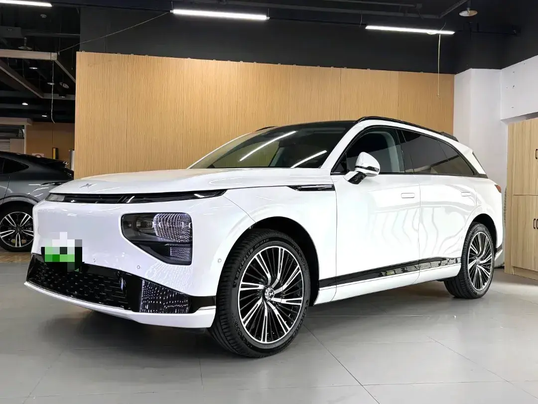 2024 Xpeng G9 BEV 98KWH