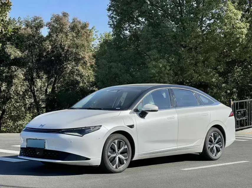 2024 Xpeng P5 BEV 55.4KWH
