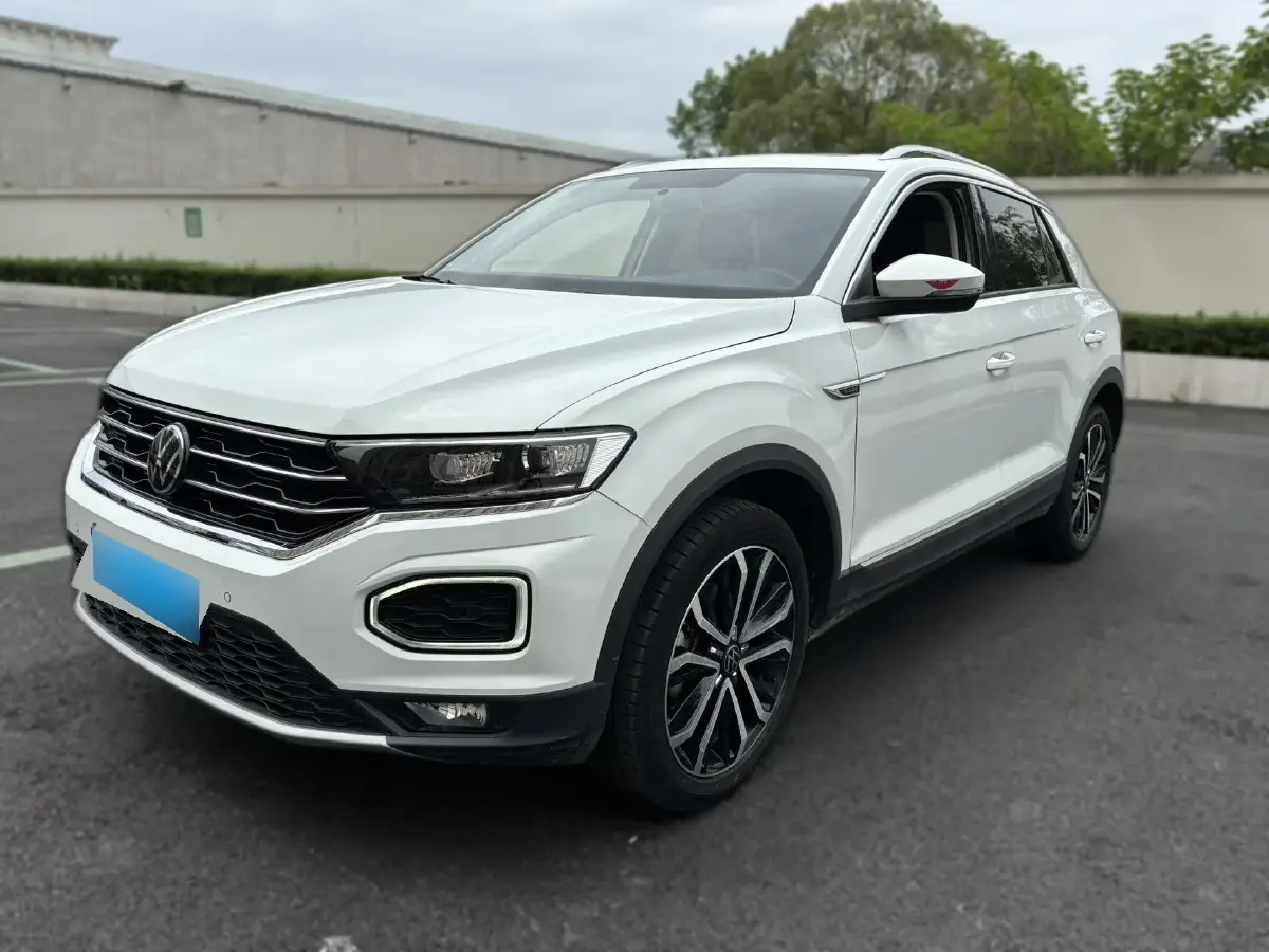 2022 Volkswagen T-Roc 1.4T 150HP L4 7DCT