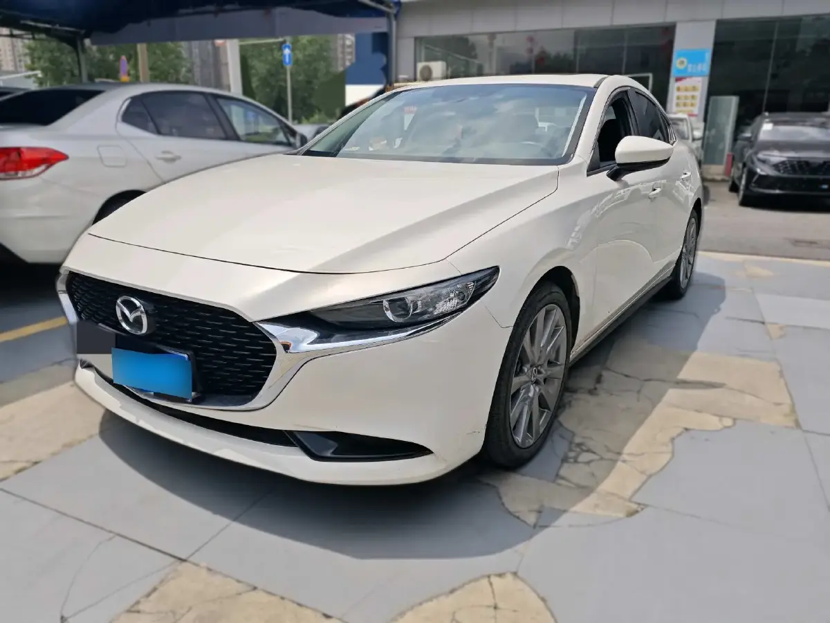 2022 Mazda 3 Axela 2.0L 158HP L4 6AT