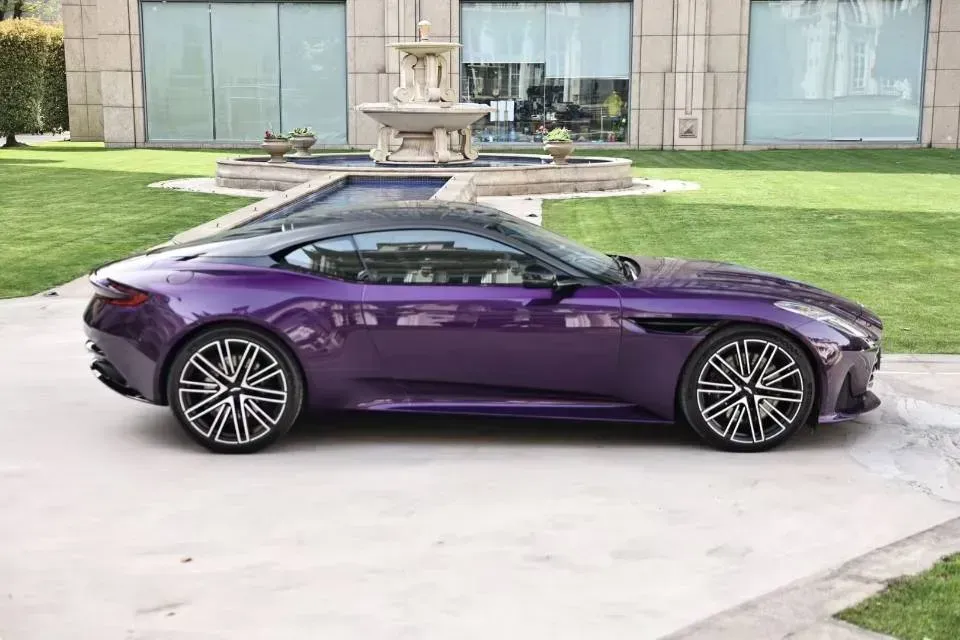 2023 Aston Martin DB12 4.0T 680HP V8 8AT,autocango,china used car exporter,china ev exporter,chinese used car exporter,chinese used ev exporter