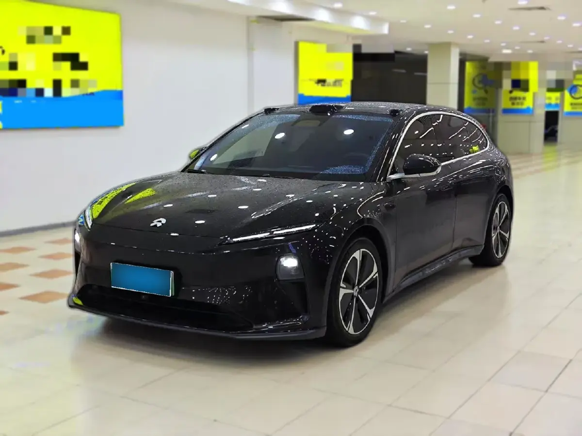 2023 NIO ET5T BEV 75KWH