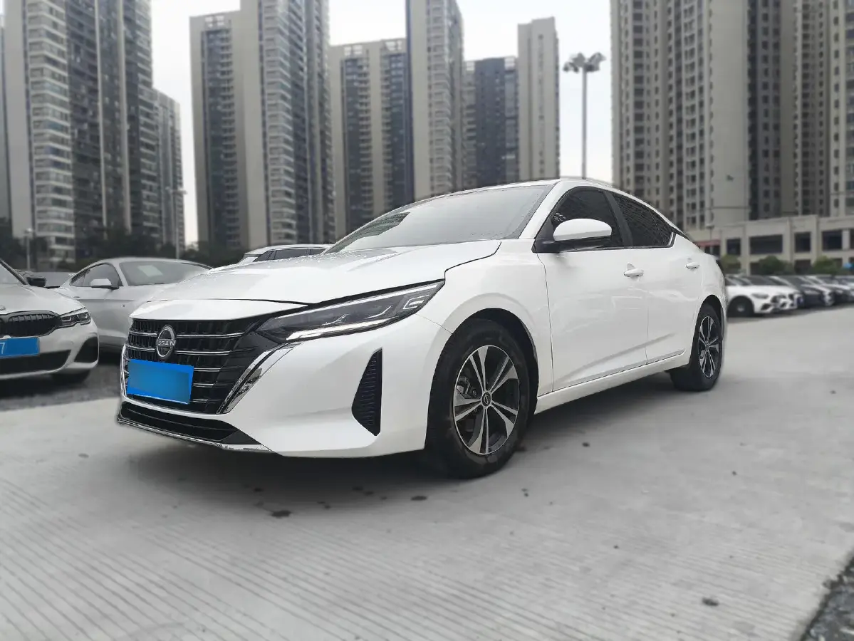 2023 Nissan Sylphy 1.6L 135HP L4 CVT