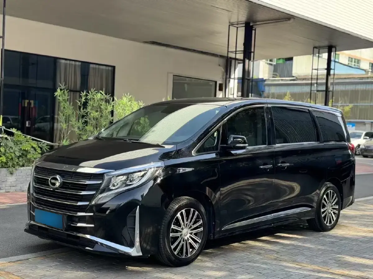 2021 GAC Trumpchi M8 2.0T 252HP L4 8AT