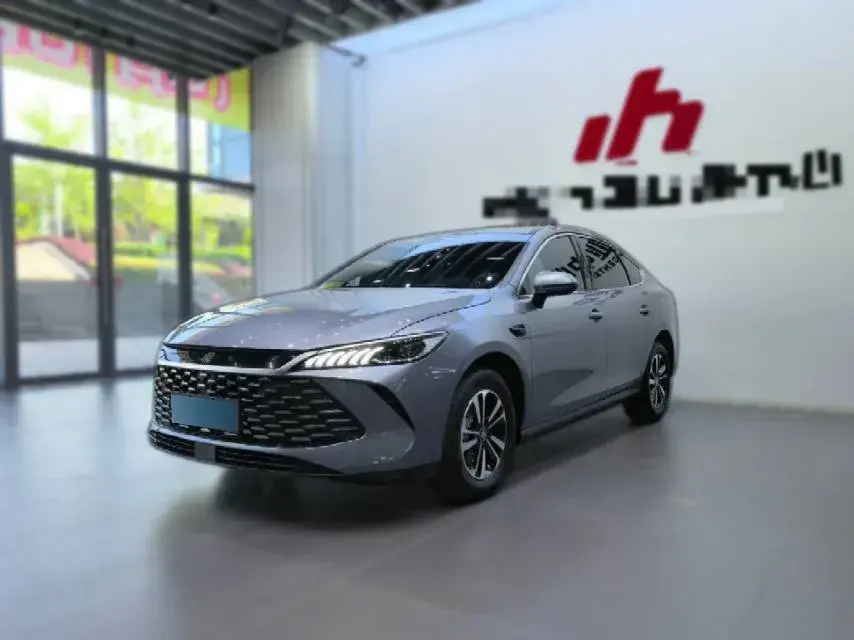 2025 BYD QinL 1.5L 101HP L4 E-CVT PHEV 15.87KWH