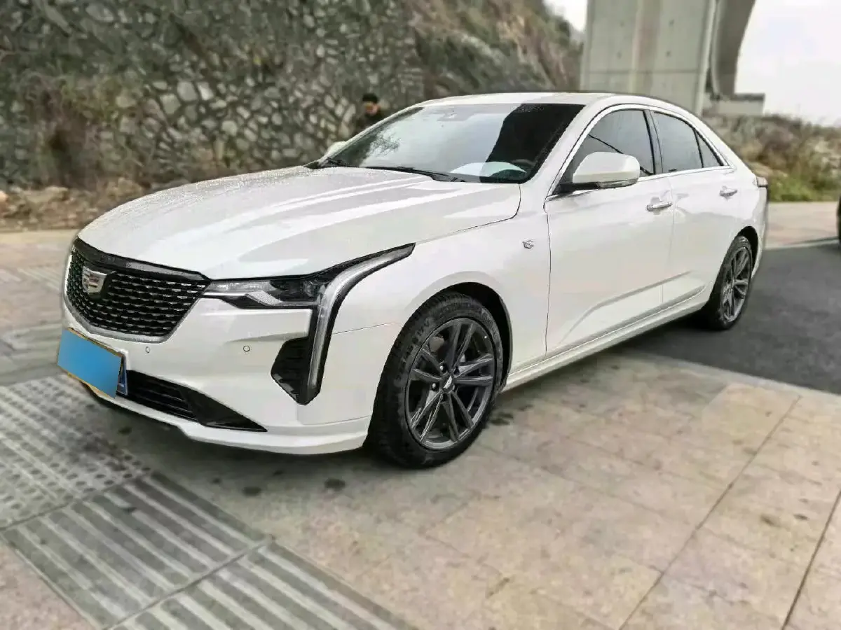 2023 Cadillac CT4 2.0T 237HP L4 8AT