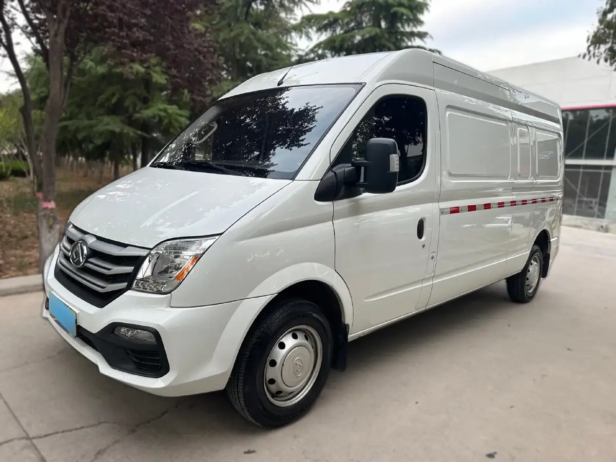 2021 MAXUS XinTu V80 2.0T 139HP L4