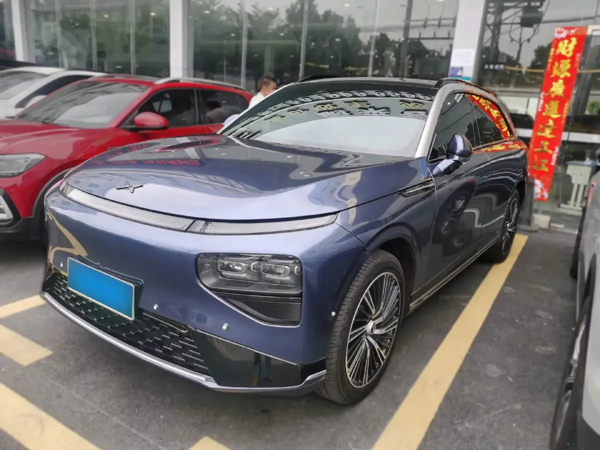2022 Xpeng G9 BEV 98KWH