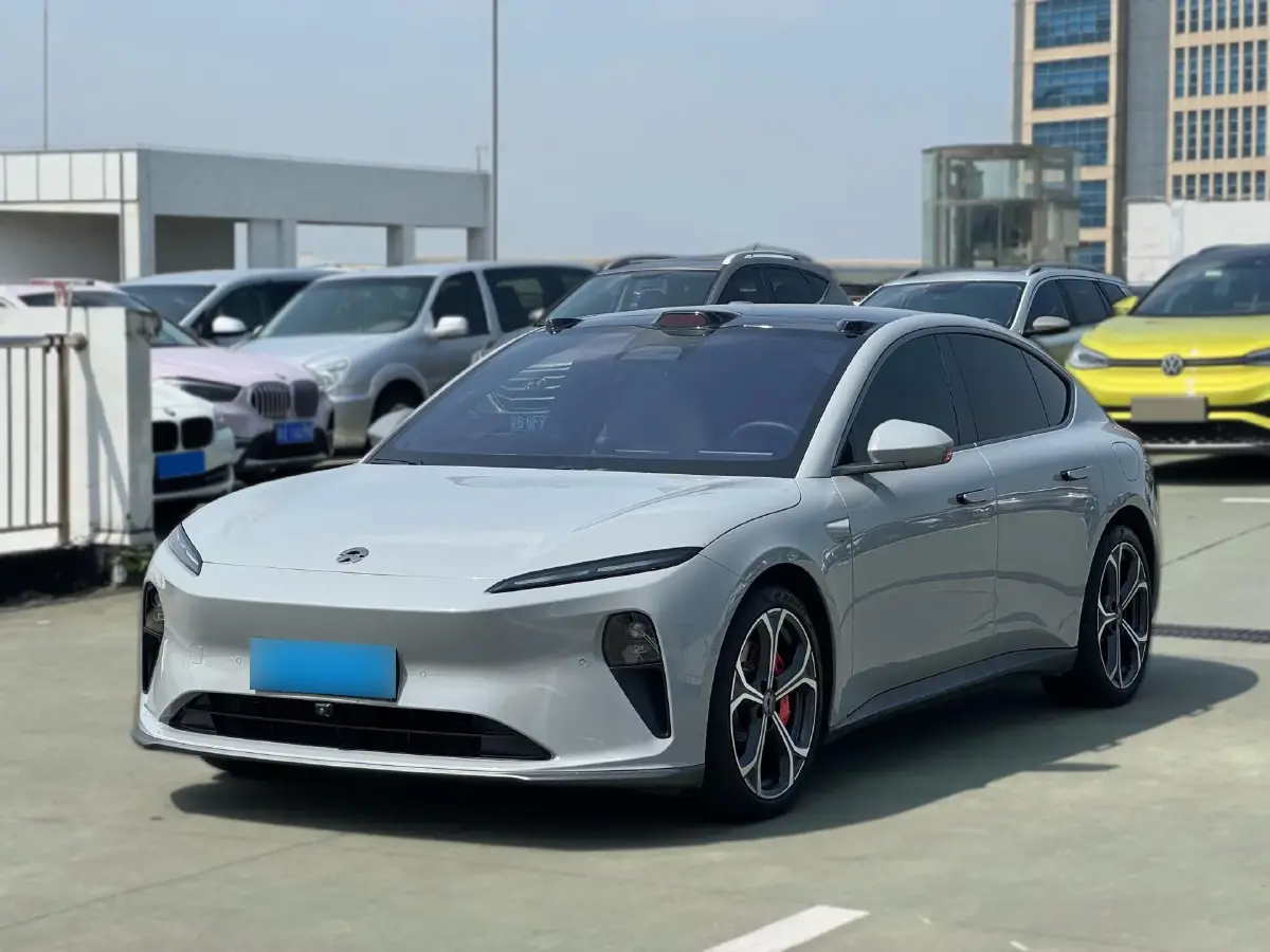 2022 NIO ET5 BEV 75KWH