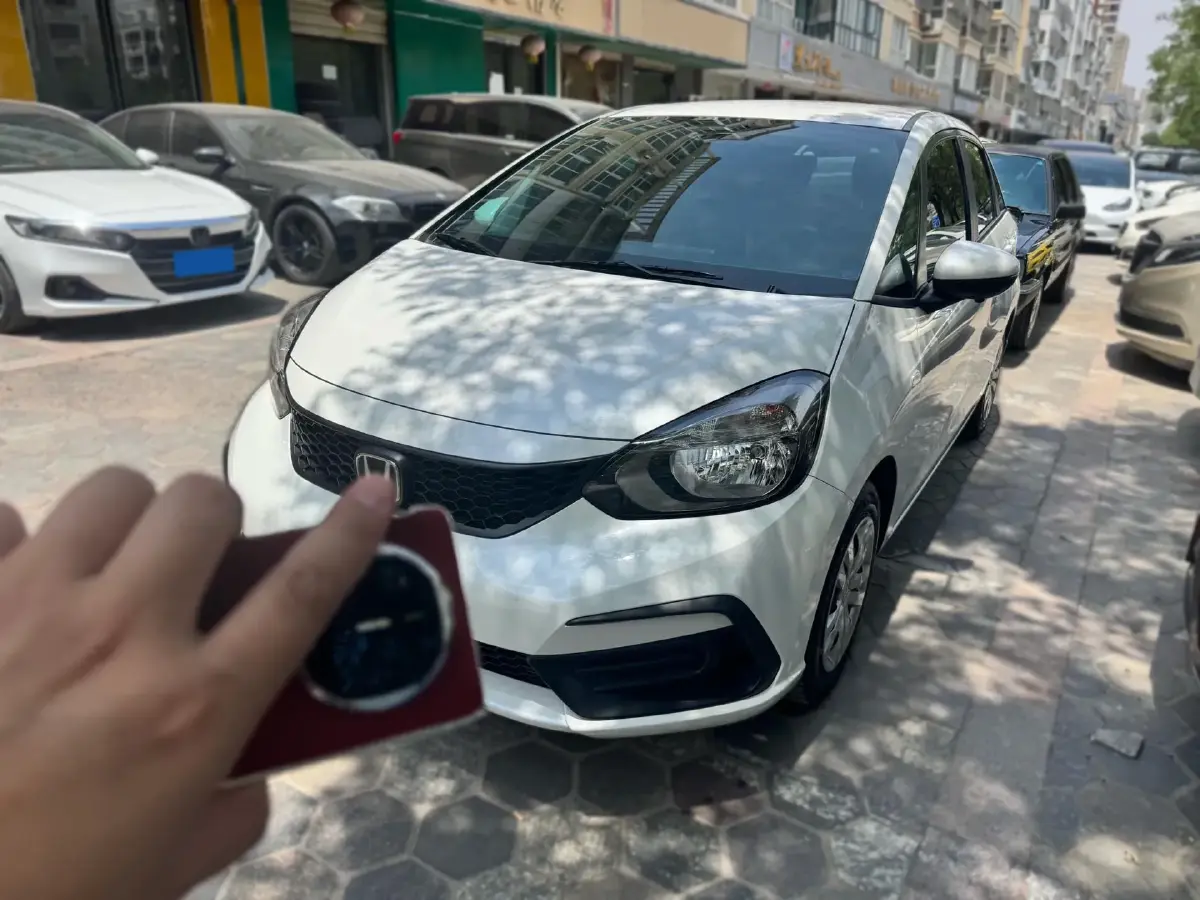 2024 Honda Fit 1.5L 124HP L4 CVT