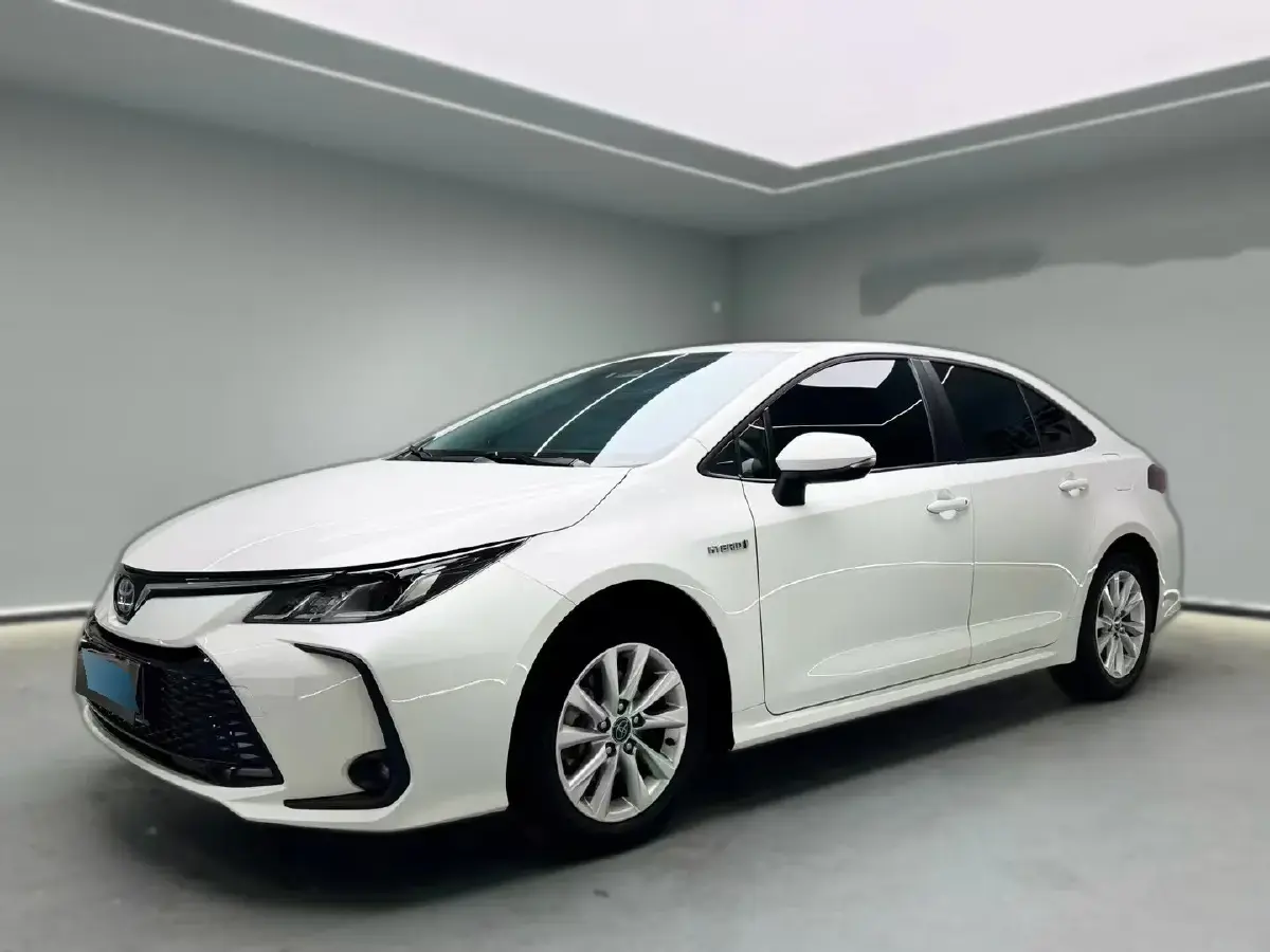 2023 Toyota Corolla 1.8L 98HP L4 E-CVT Hybrid