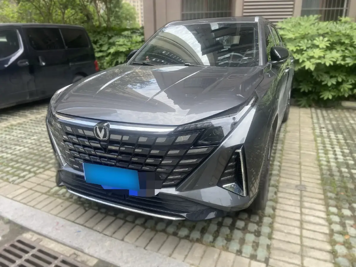 2025 ChangAn UNI-Z 1.5T 188HP L4 7DCT