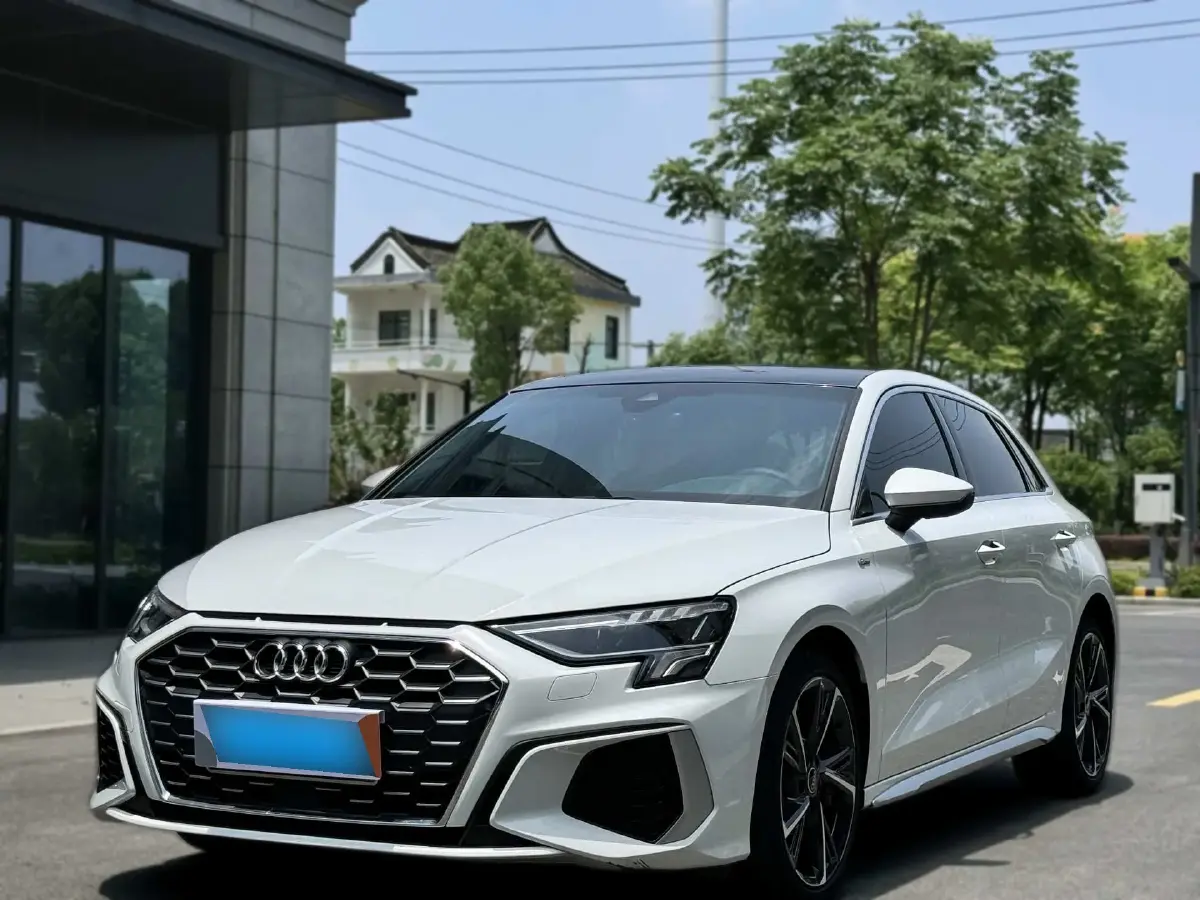 2022 Audi A3 1.4T 150HP L4 7DCT