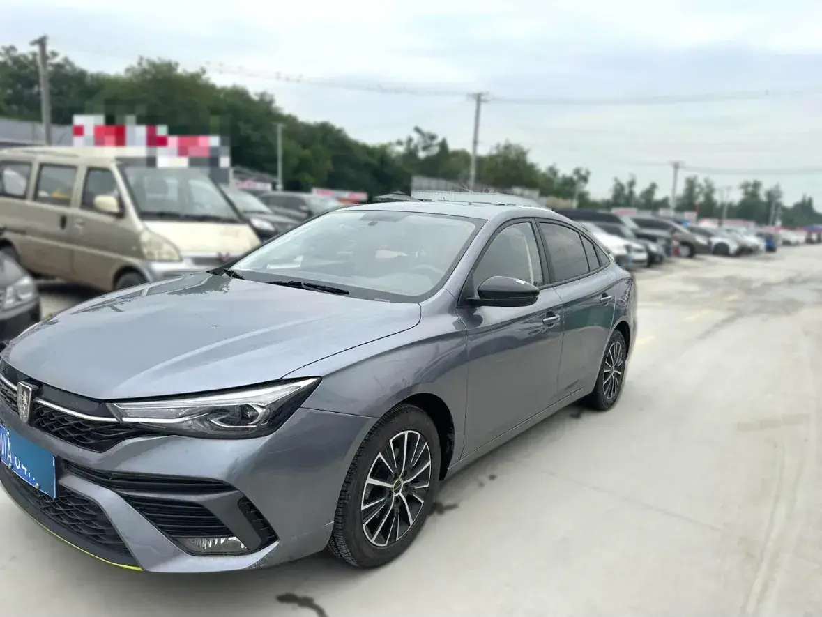2021 Roewe i5 1.5L 120HP L4 CVT