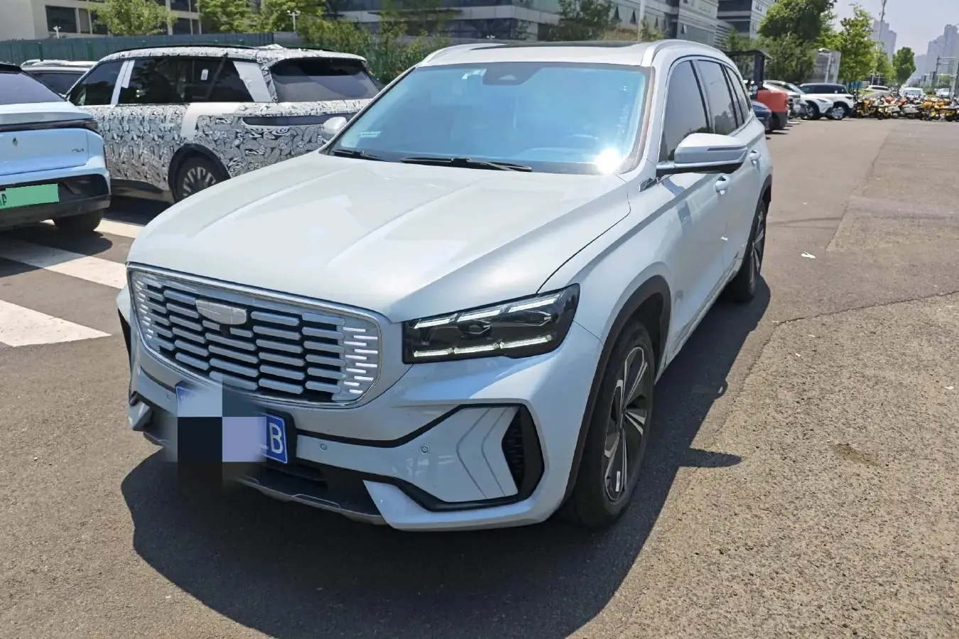 2022 Geely Monjaro 1.5T 150HP L3 3DHT Hybrid